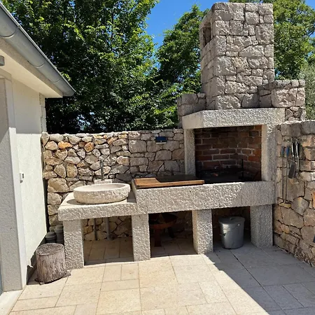 Holiday home Kvarner Rasopasno